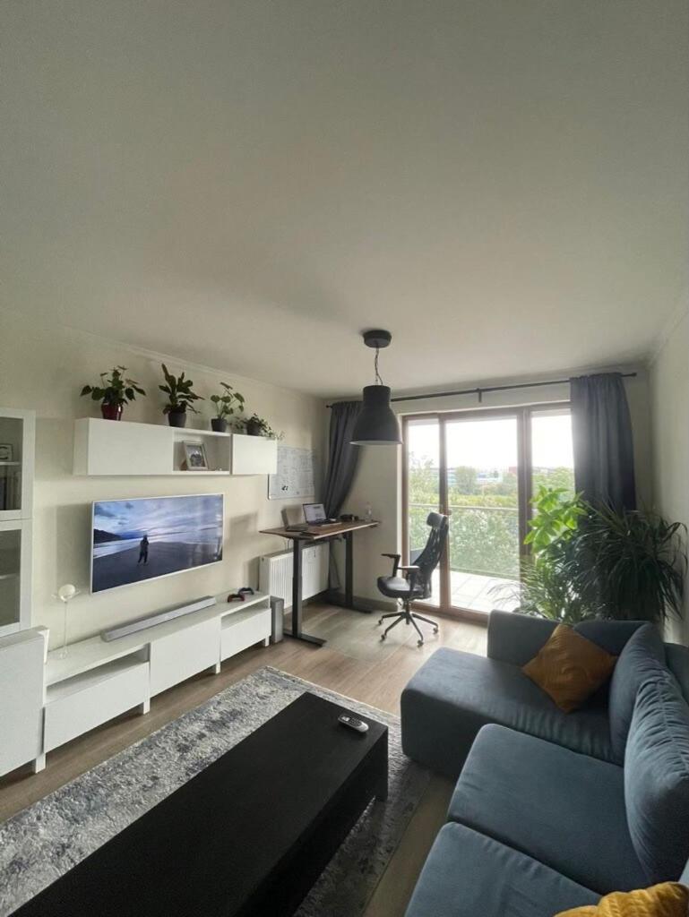 Spacious 60m2 By The River For Nomads * Krakau